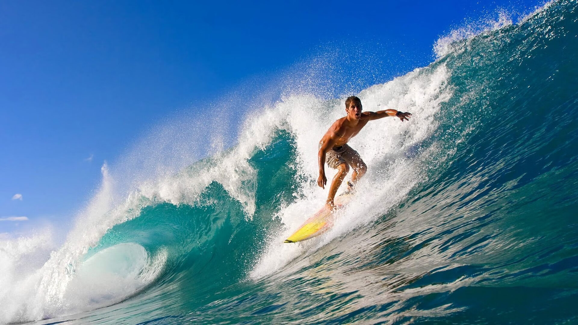 法甲决赛激情夜！哈兰德里突外投，丹佛掘金爆冷罗马