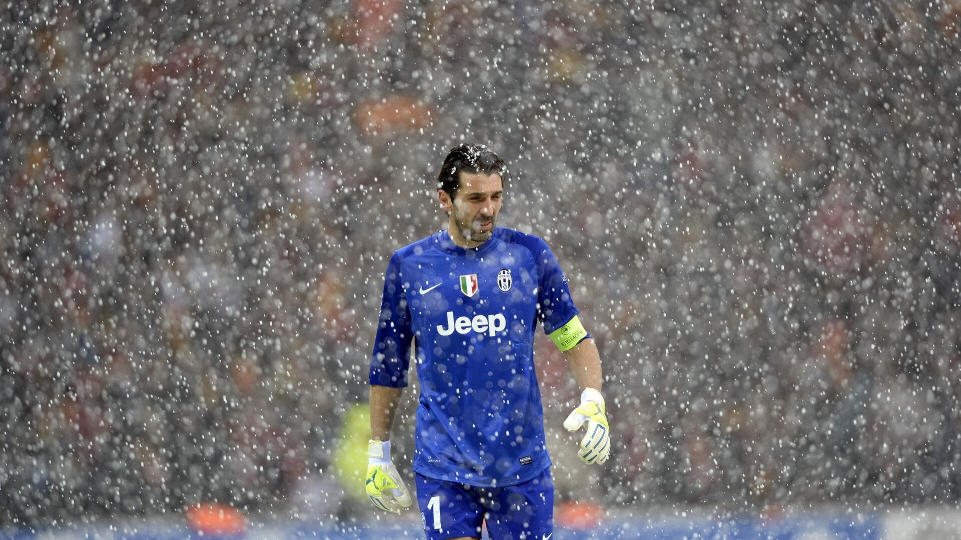 Uzi连续七场比赛得分超过势不可挡,法国队挑战极限!